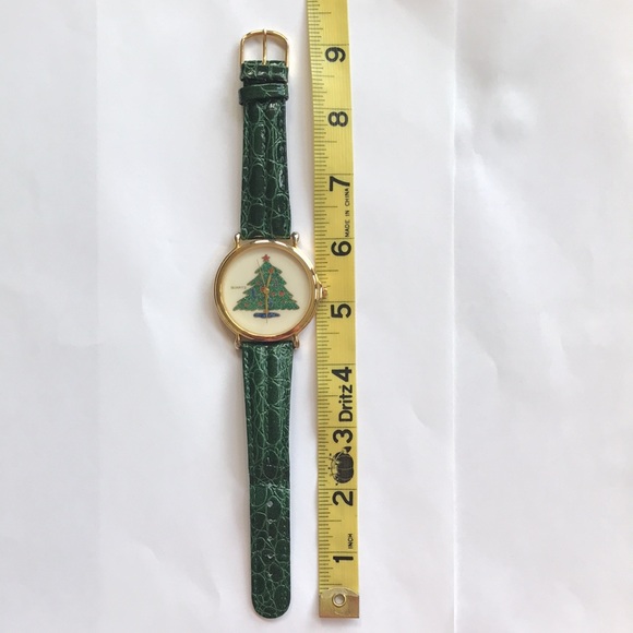 Vintage Festive Holiday Christmas Tree Watch - Picture 3 of 8